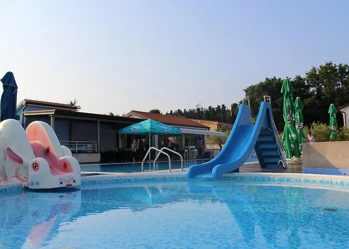 리조트 Zatisje 3*